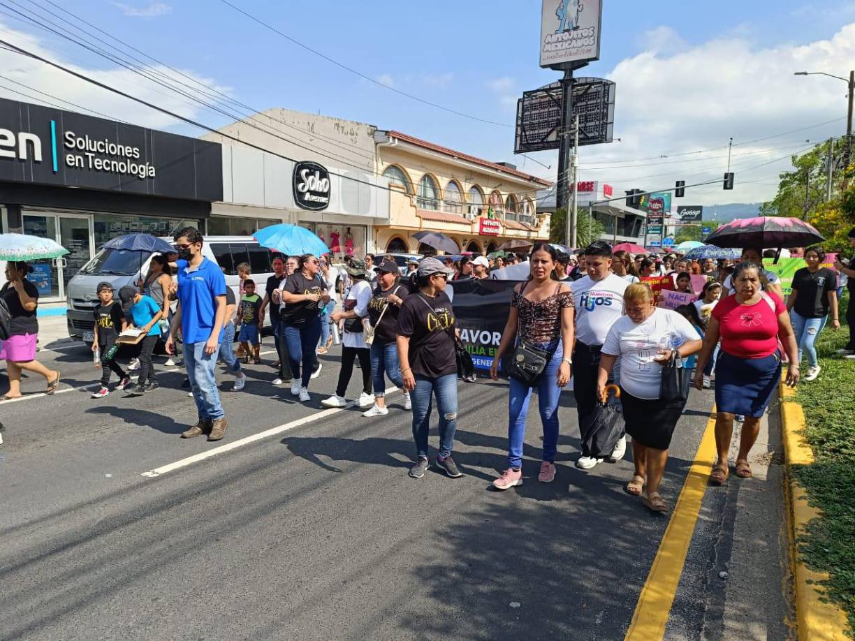 Exigieron a la presidenta de Honduras, Xiomara Castro, a detener la implementación de la ley pro Ideología de Género. 