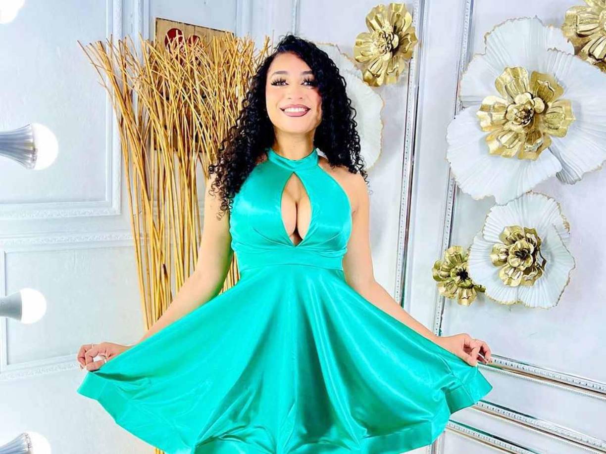 Se acabó el amor entre bella modelo y futbolista hondureño