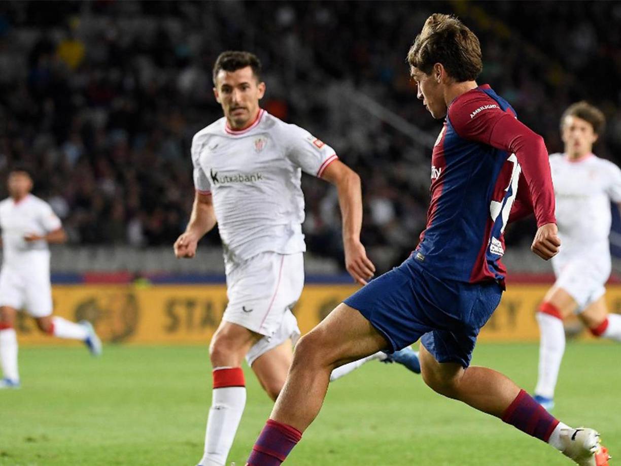 Marc Guiu es el jugador del Barcelona que menos tiempo ha necesitado (34 segundos) para marcar un gol en su debut en TODA la historia de La Liga.