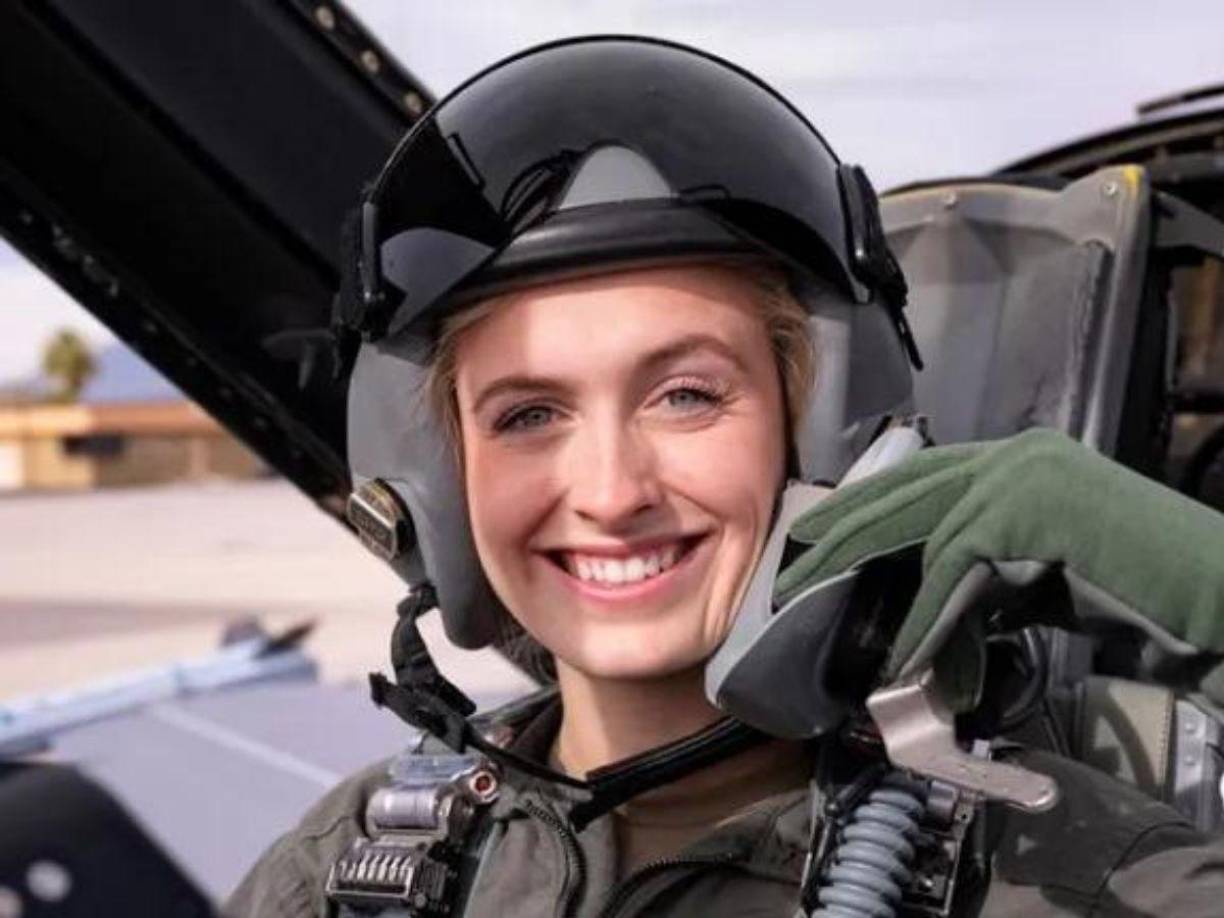 Marsh declaró al periódico que espera que su historia “pueda decirles a las jóvenes que no es necesario desempeñar un papel convencional”.