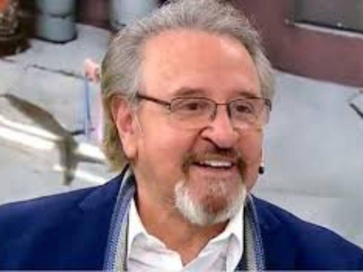 “Ella se le pegó porque el famoso era Roberto, ella no tiene ángel. Florinda puede pasar toda la vida haciendo, no va a pasar nada con ella, puede salir y nadie la extraña, no tiene ángel”, dijo Carlos Villagrán.