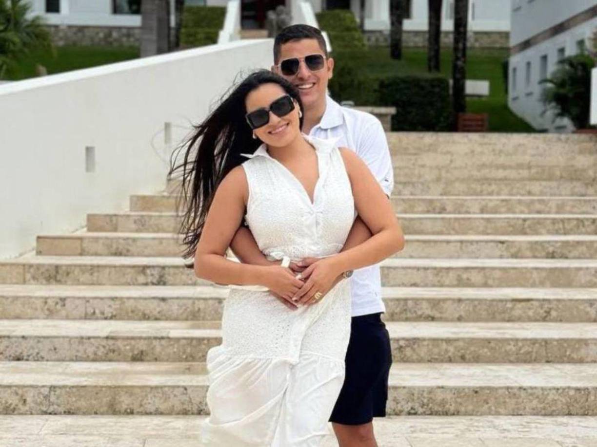 Desde el comienzo, la pareja ha compartido abiertamente cada etapa de su relación, y ahora, a pocos pasos de su boda, no dudó en publicar fotos juntos.