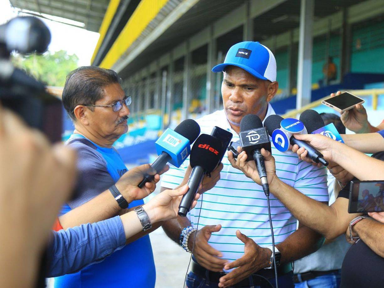 Mario Moncada mostró su malestar con las autoridades encargadas de la administración del estadio y aseveró que el engramillado estará destruido en dos meses si no se le da el mantenimiento continuo con personas preparadas.