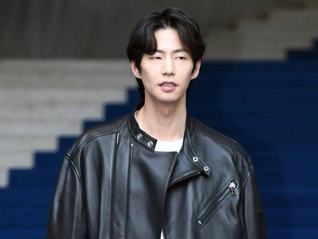Durante los primeros minutos de este día la policía de Seongdong en Corea del Sur reportó la muerte del joven actor y modelo de 39 años de edad, Song Jae-rim. Los fans inmediatamente externaron su preocupación, enviando sus condolencias a los familiares y amigos del joven. 