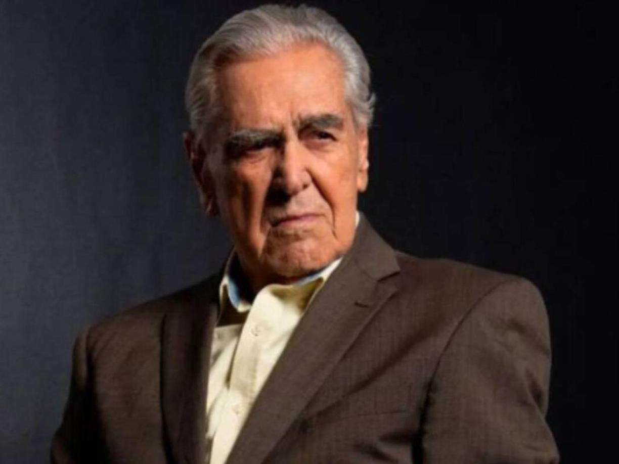 Eric del Castillo es una de las personalidades más queridas en el mundo del espectáculo gracias a su trayectoria, talento y simpatía mostrada ante los reflectores con el público. Por ello, su estado de salud ha generado gran preocupación entre sus fans, pues recientemente reveló que ya no puede distinguir los rostros de las personas debido a un trastorno ocular que se suma a las complicaciones de salud que ha enfrentado este año.