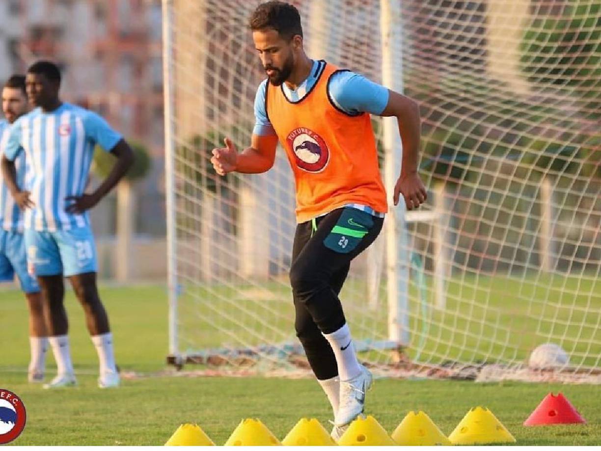 Había sido siete veces internacional con Egipto, sumando dos goles. Su última aparición con los Faraones fue en la Copa Árabe de Qatar en noviembre de 2021.