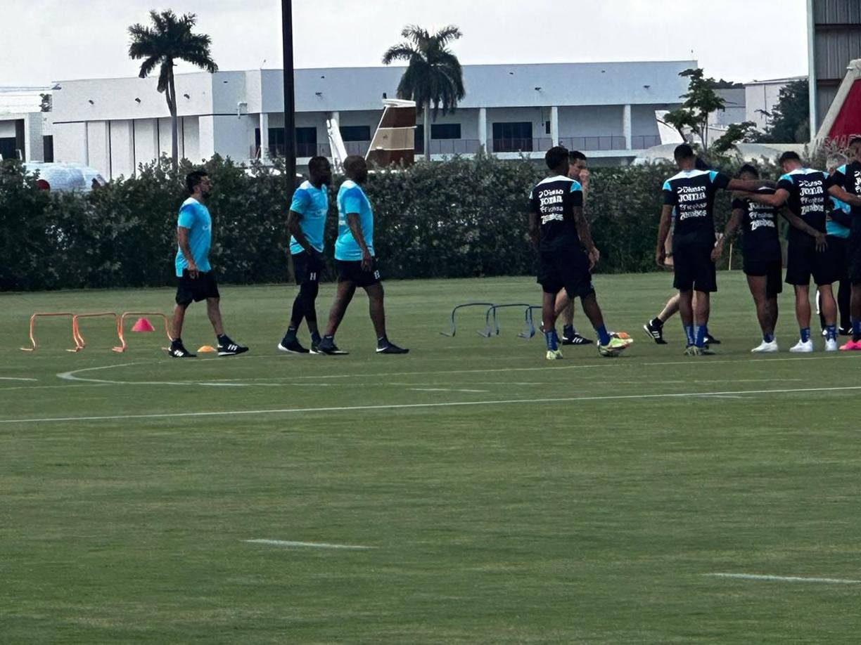 David Suazo y Maynor Figueroa ya empezaron a trabajar con el cuerpo técnico de la Selección de Honduras y los jugadores.