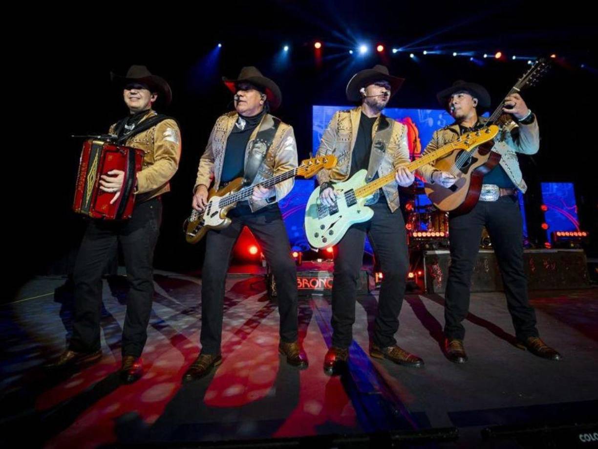 La agrupación musical mexicana Bronco ofrecerá un concierto en la ciudad de San Pedro Sula este 17 de marzo en Expocentro.