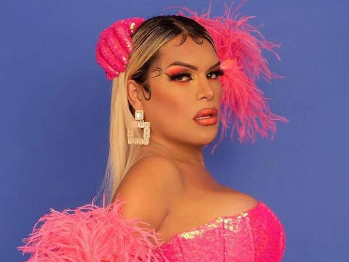 La influencer siguió subiendo videos en la plataforma de YouTube y diversas redes sociales como Facebook, ganando miles de seguidores que consumían semanalmente su contenido.