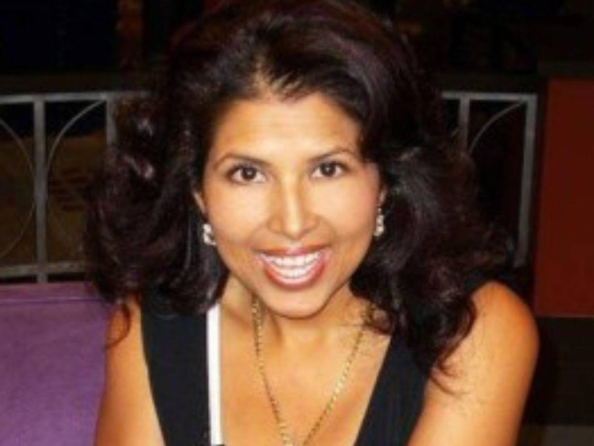 Según comentó, en un inicio se le había dicho que su padecimiento era similar a la diabetes, sin embargo, su panorama cambió cuando le dijeron que serían necesarias las quimioterapias, pues si bien no padece cáncer, el síndrome de Sjögren es una enfermedad autoinmune en la cual también las células malas atacan y destruyen a las buenas.