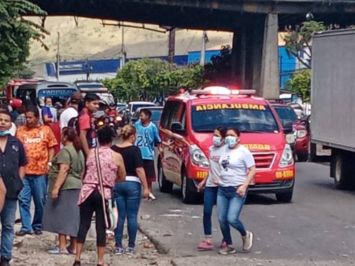 Los vecinos informaron que las dos mujeres fallecidas serían madre e hija.