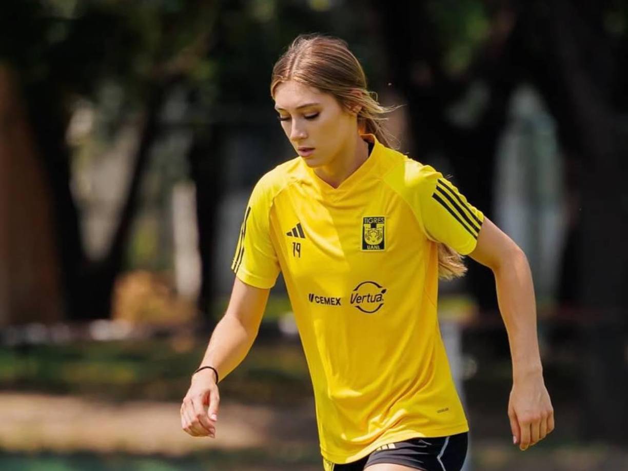 En caso de despedir a Milagros Martínez tras perder la final, Flores podría quedarse en el plantel y tener una segunda oportunidad.