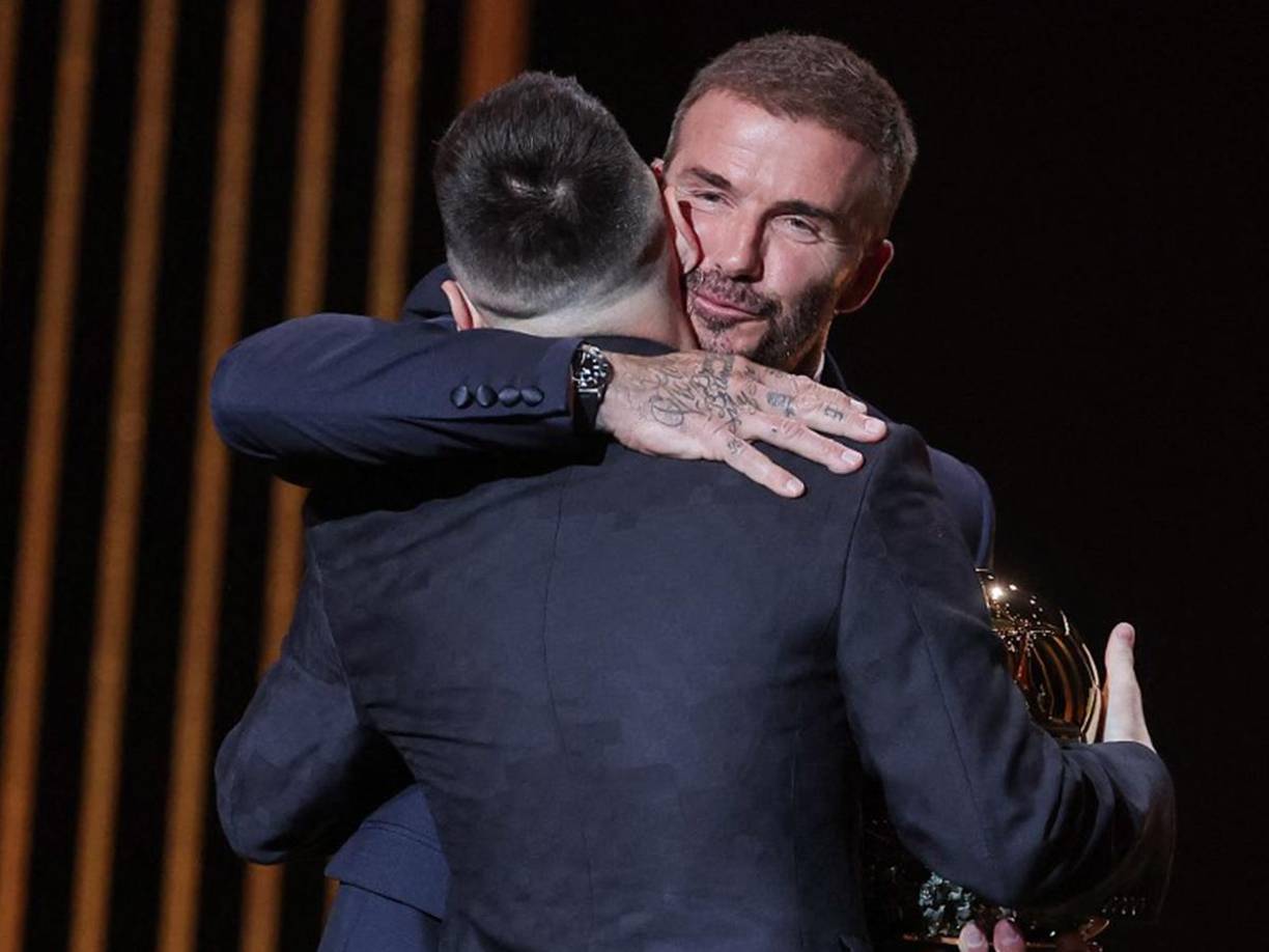 Y llegó el momento más esperado: David Beckham, propietario del Inter Miami, se encargó de llamar a Messi para darle el Balón de Oro 2023.