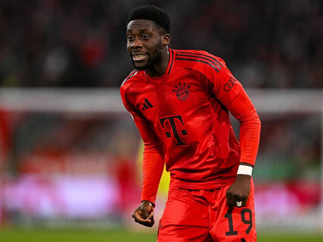 En Alemania aseguran que Alphonso Davies está a punto de renovar su contrato con el Bayern Múnich. A lo largo de la semana que viene tendrá lugar una reunión. Max Eberl, director deportivo, confirmó las conversaciones con el entorno del canadiense y dejó claro que el club busca cerrar este asunto antes de entrar en la fase decisiva del curso.