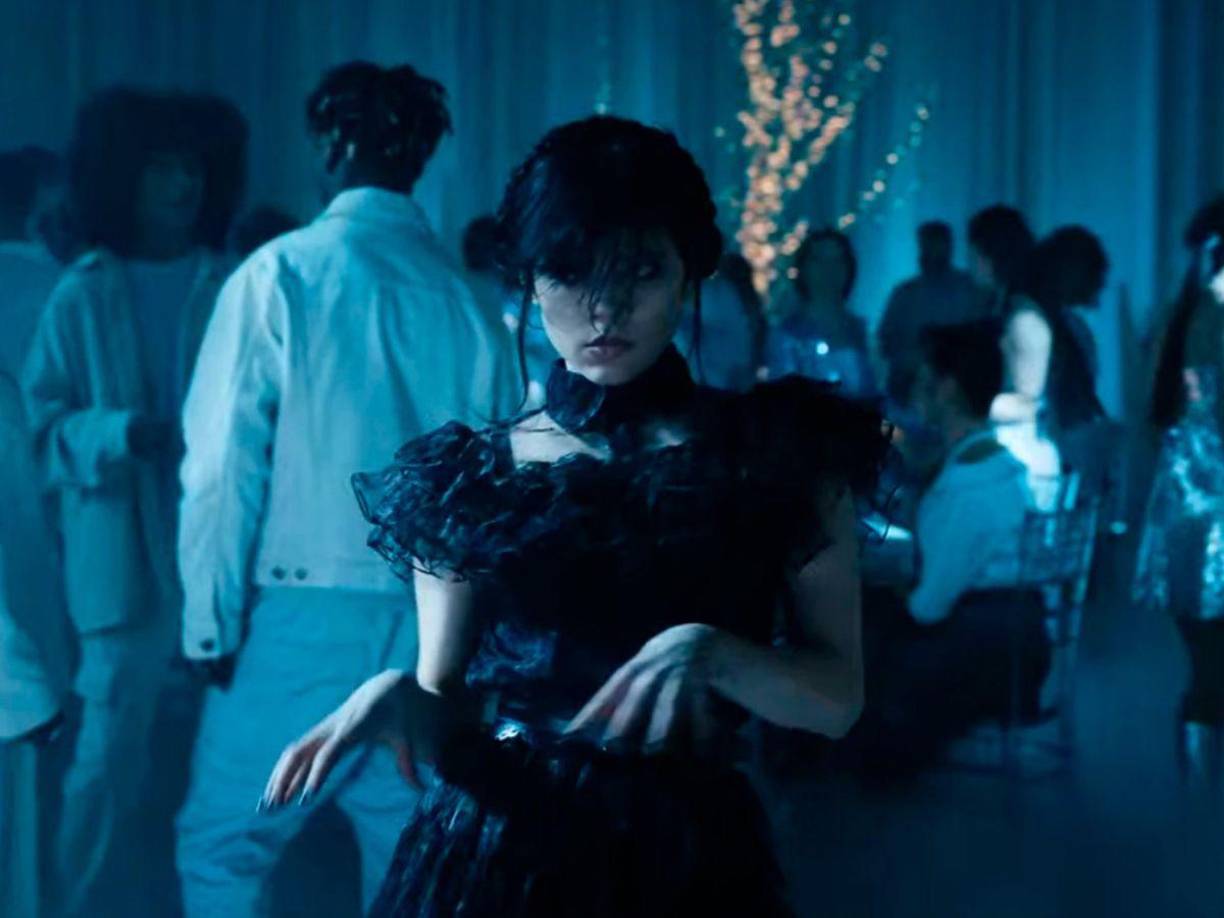 Merlina se posicionó como la primera de la lista, la serie que le sigue es Stranger Things 4 con 140,7 mil millones de vistas, el puesto tres lo tiene DAHMER: Montser: The Jeffrey Dahmer Story con 115,6 mil millones.