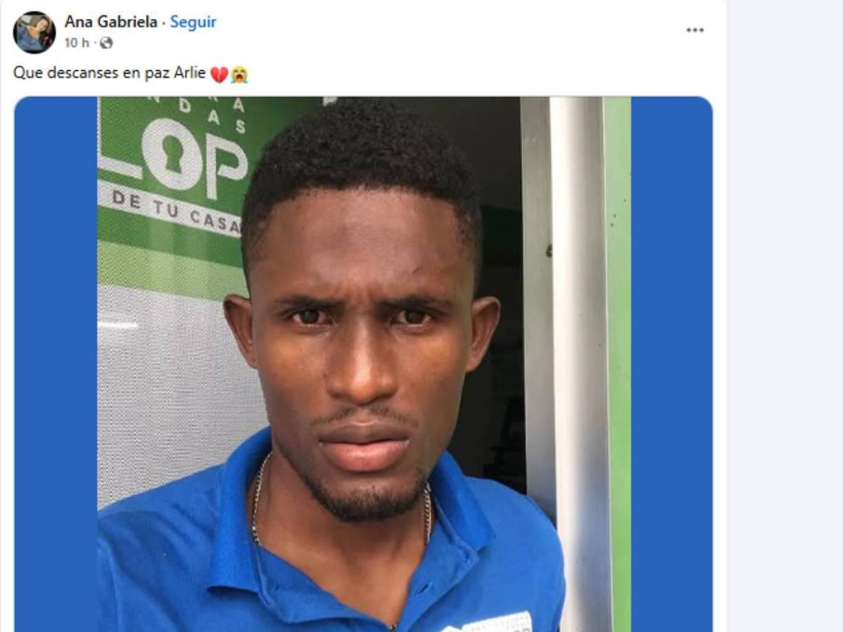 En Facebook hay mucha consternación por la muerte de Ricardo, quien murió el domingo jugando un partido.