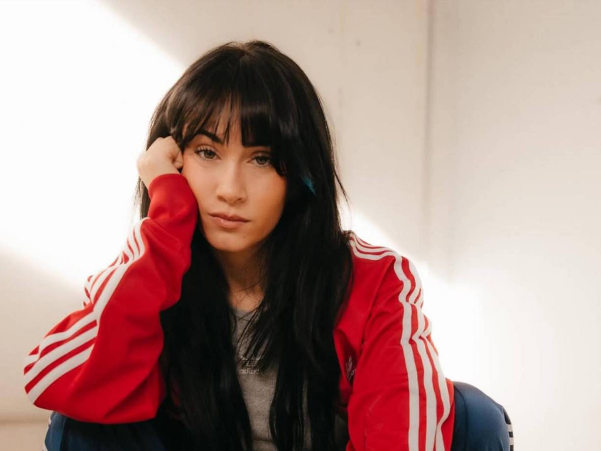 “A mí me dicen que no hay relación. Tienen una edad de quedar con chicos para conocerlos, verlos o cenar, pero sin necesariamente tener una relación”, señala la prensa española sobre Aitana y Bellingham.