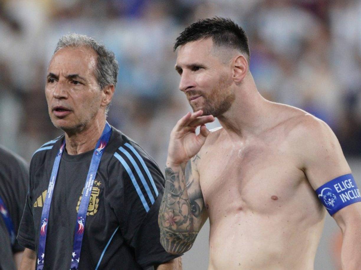 Messi señaló que son posiblemente sus últimos juegos con la selección de su país: “Estoy siendo consciente que son las últimas batallas y las estoy disfrutando al máximo”.