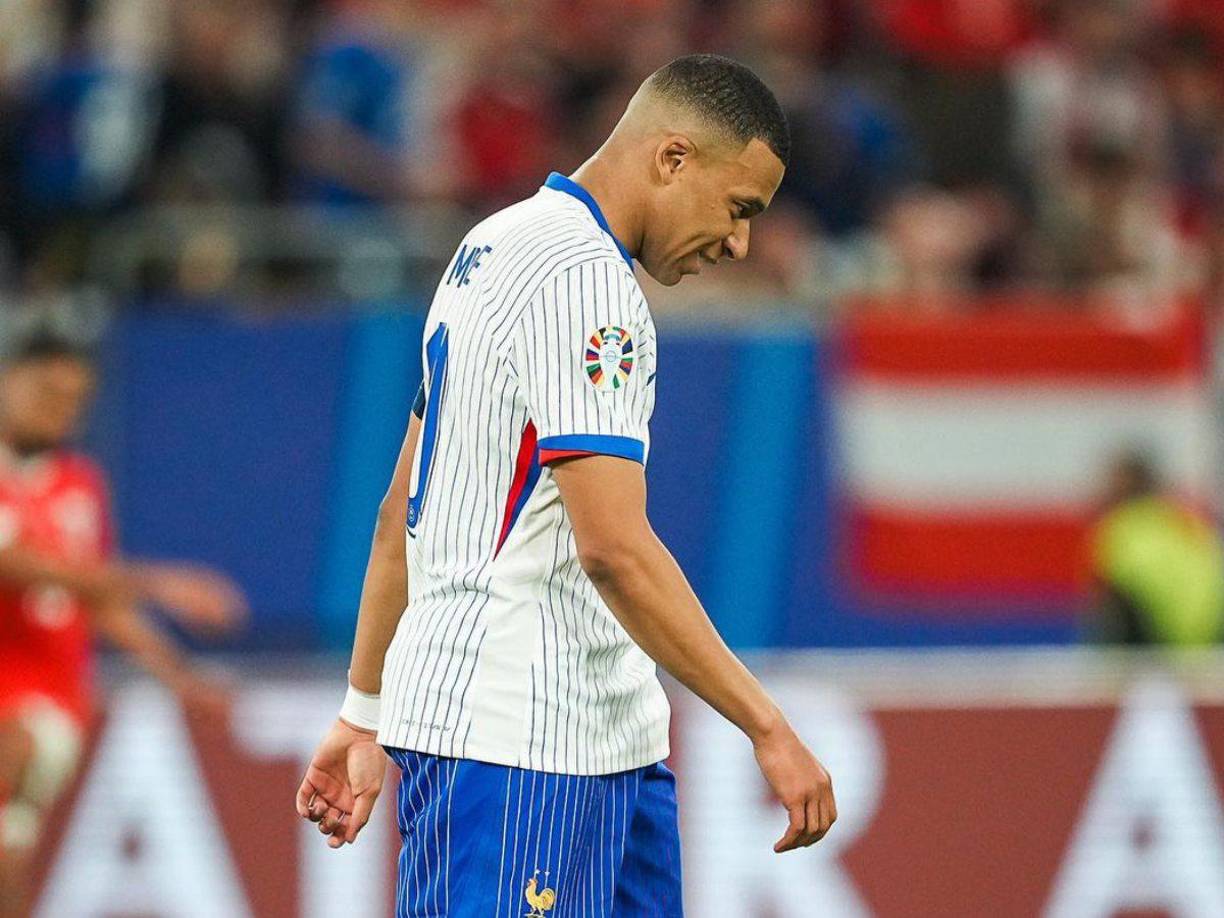 Mbappé no se contuvo tras la noticia y se pronunció en sus redes sociales. 