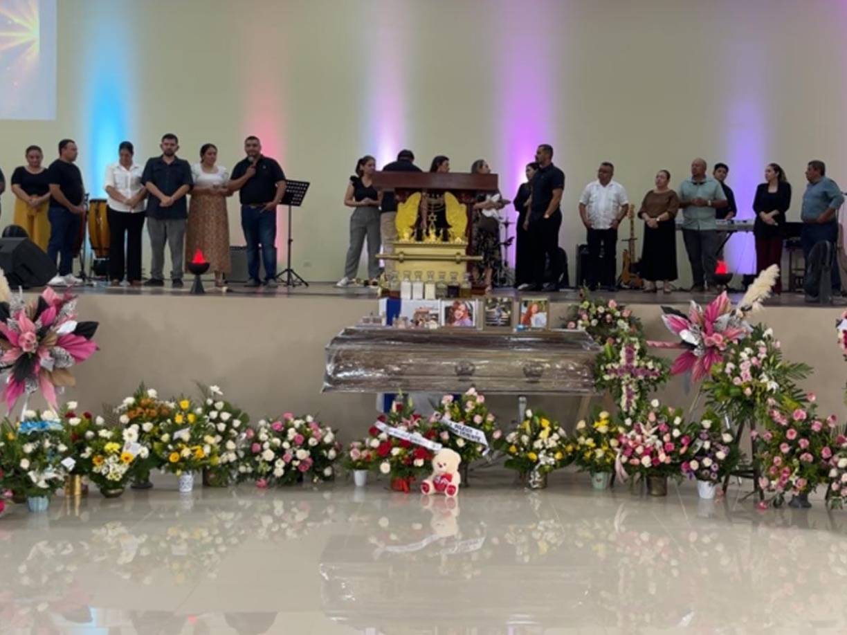 Revelan que un cuarto joven iba en el carro donde murió Mía Cáceres