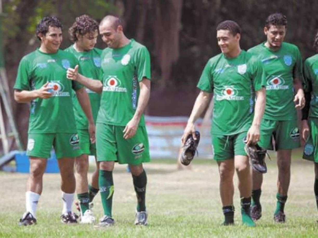 Junto a Carlos Will Mejía y Mariano Acevedo, así compartió su paso en el conjunto Marathón.