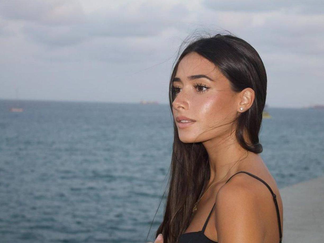 En información que brinda la prensa española, notifican que la joven Ana Pelayo es la novia del volante Gavi del FC Barcelona.