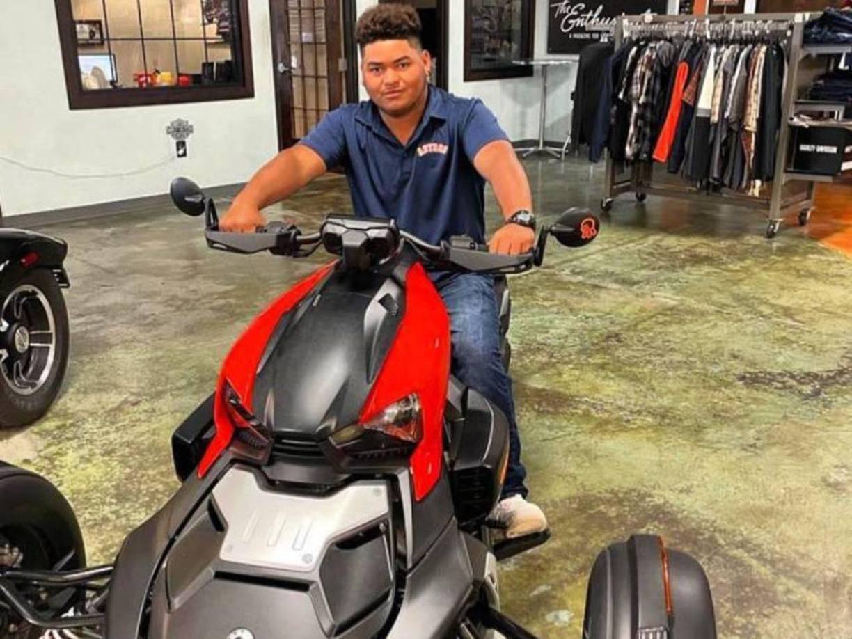 Jonathan Cáceres de 18 años es otro de los muertos en la masacre de Houston el 28 de abril.