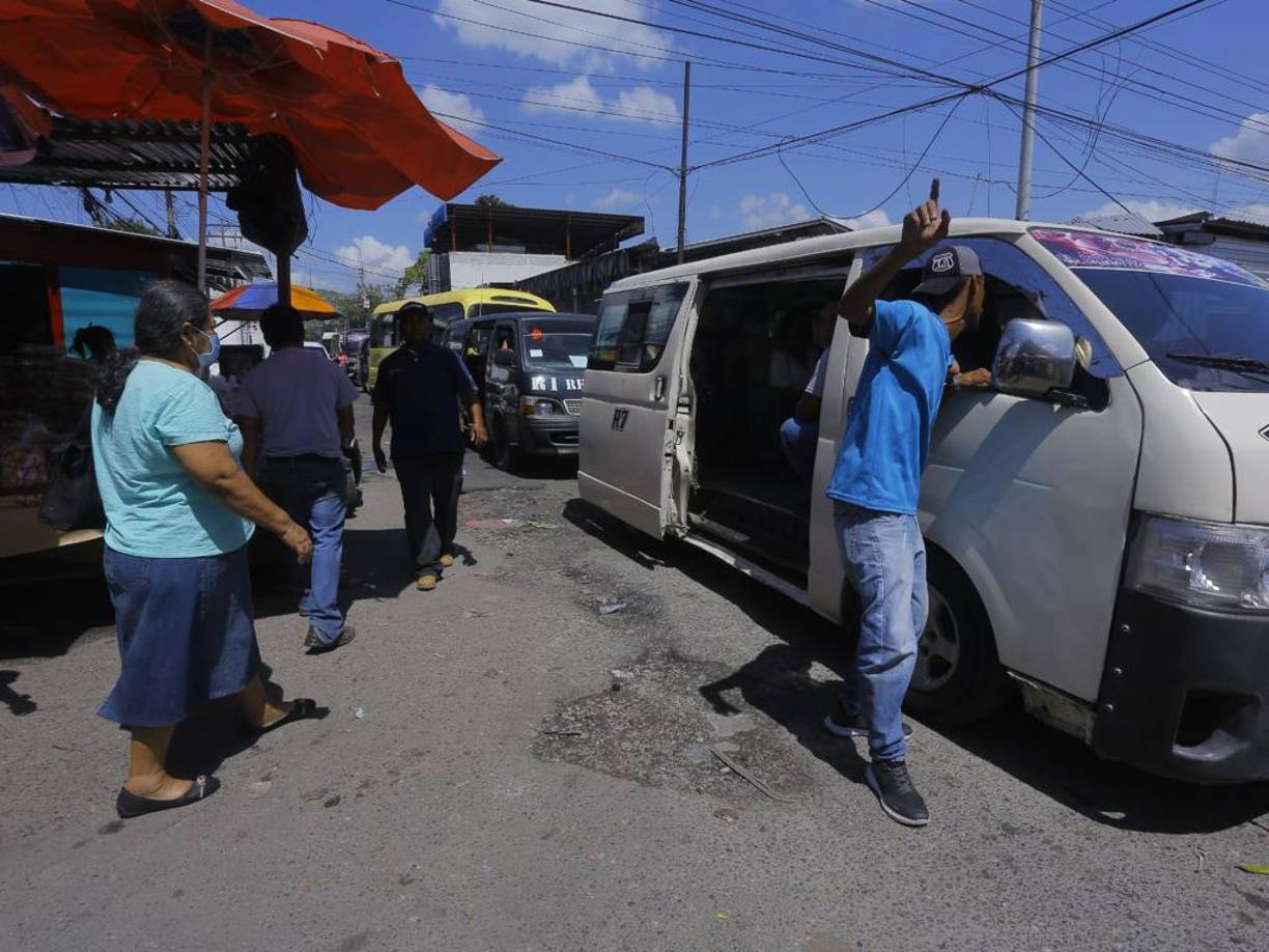 Esta es la lucha diaria de los trabajadores del transporte que son afectados con la inseguridad y la falta de apoyo de las autoridades.