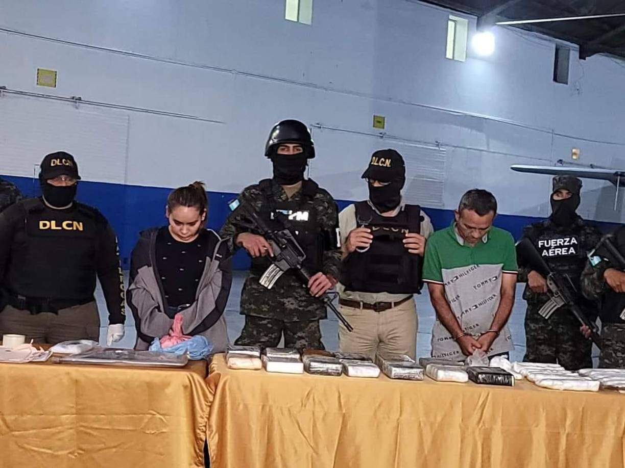 Una estudiante de Medicina y su padre fueron capturados por su supuesta vinculación a una red criminal dedicada al tráfico de drogas, sicariato y secuestros.