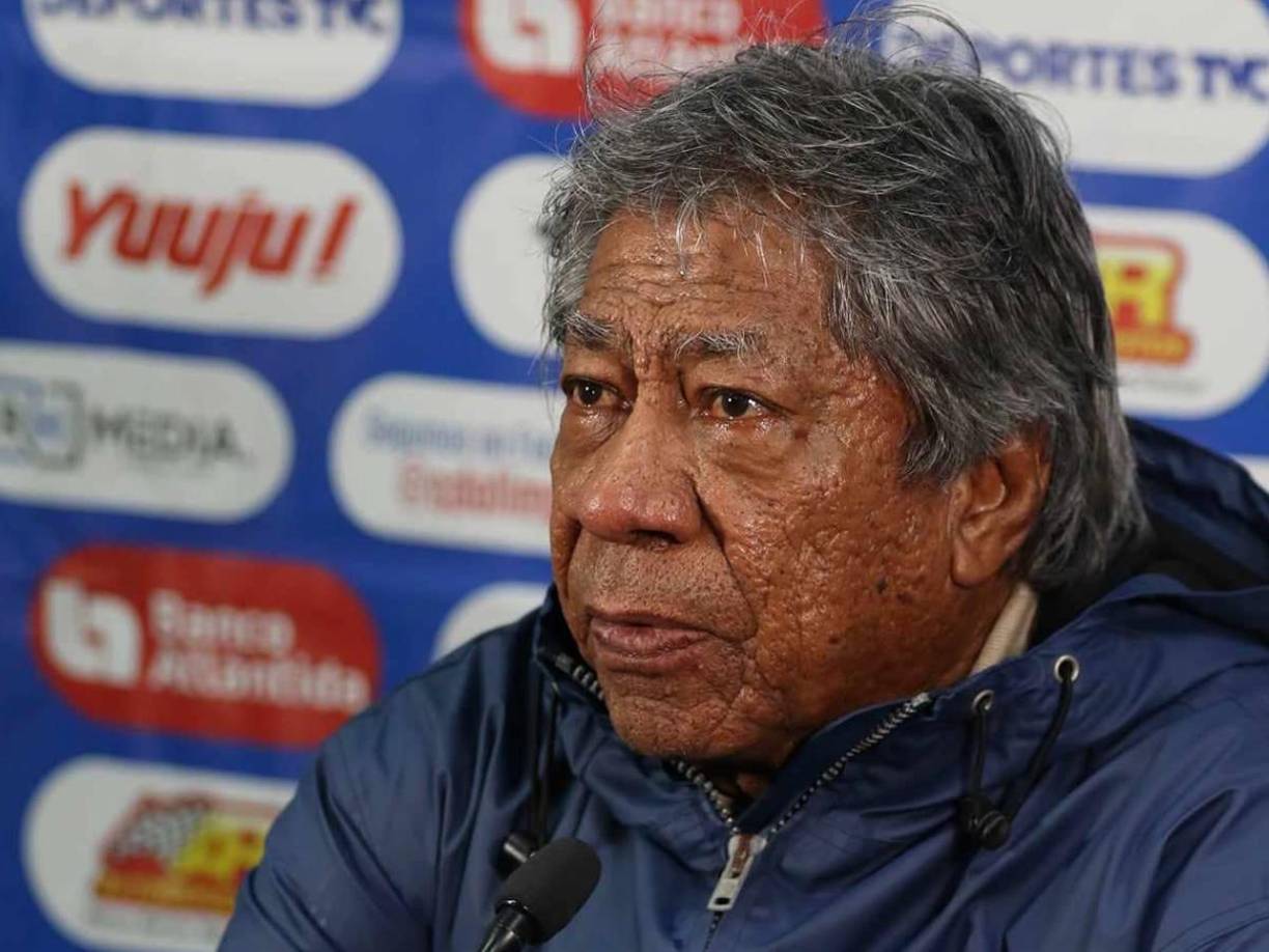 Primitivo Maradiaga: el director hondureño se mantiene en la dirección técnica del Olancho FC para el torneo Clausura 2025.