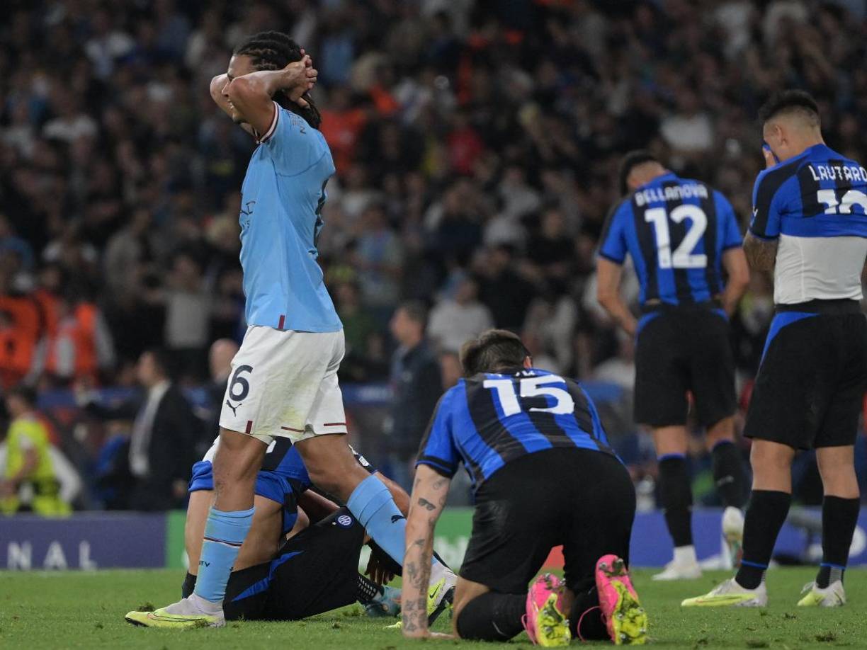 Decepción y tristeza invadió a los futbolistas tras el final del partido.