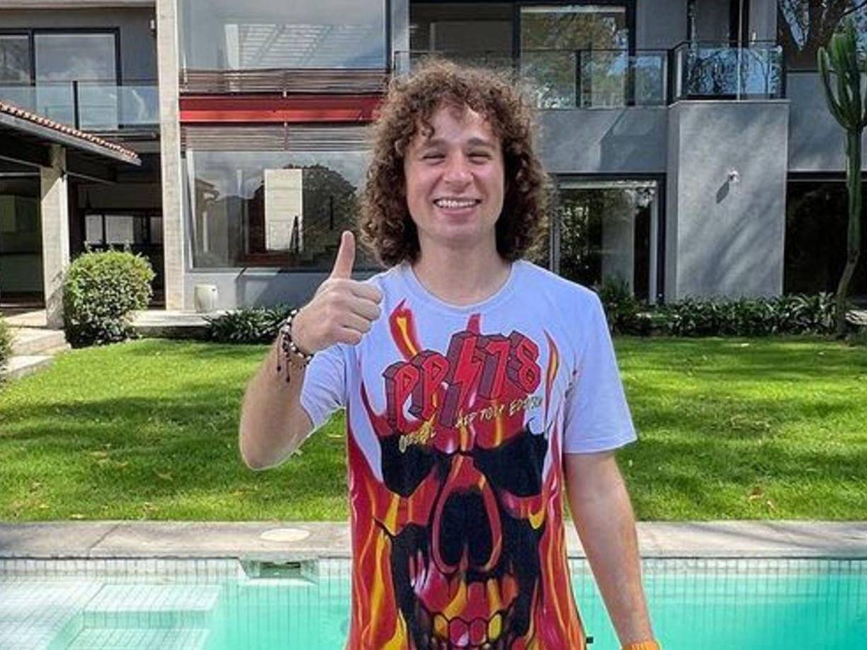 Por medio de un video compartido en su cuenta de Facebook, el influencer aprovechó para recordar la vez que le envió un peculiar mensaje a su asaltante.