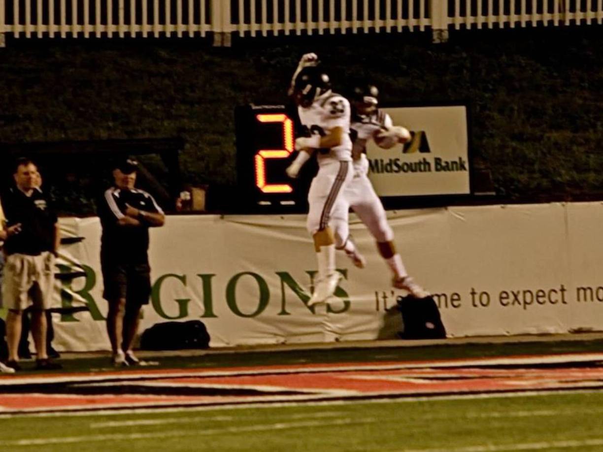 ”Te amaré siempre, hermano. ¡Me inspirabas cada día y ahora podrás estar conmigo en cada momento! Yo me encargo de la familia, T, no te preocupes”, dijo el hermano de Bech en un mensaje a través de X.