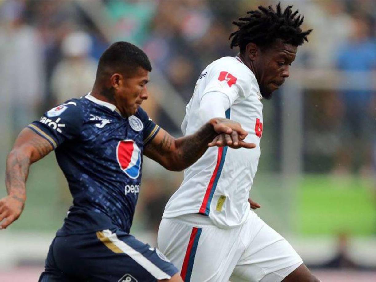 Defensa: José García.