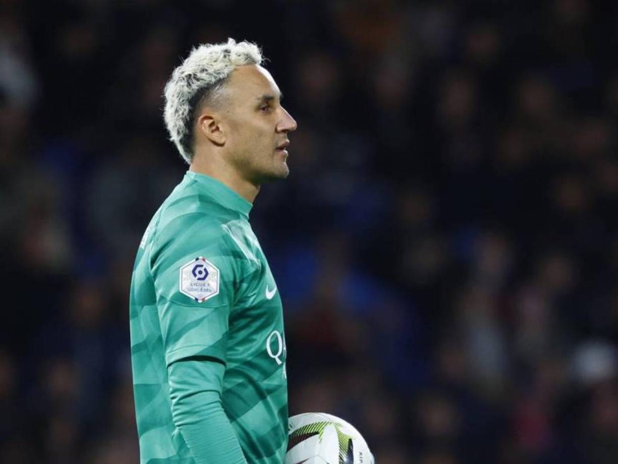 “Tras la noticia publicada por un medio francés en los últimos días, en la cual se profieren acusaciones falsas, infundadas y muy graves que afectan a mi persona y familia”, arranca el comunicado del tico.