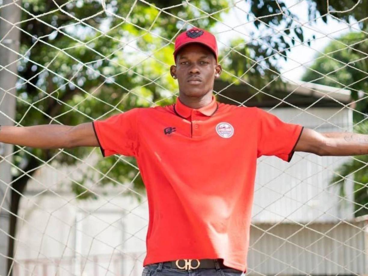 Bryan Castillo, goleador del CD Choloma de la Liga de Ascenso de Honduras, se encuentra en la órbita de los Lobos de la UPNFM y el Génesis FC. El campeón de segunda podría perder a su figura de ataque.