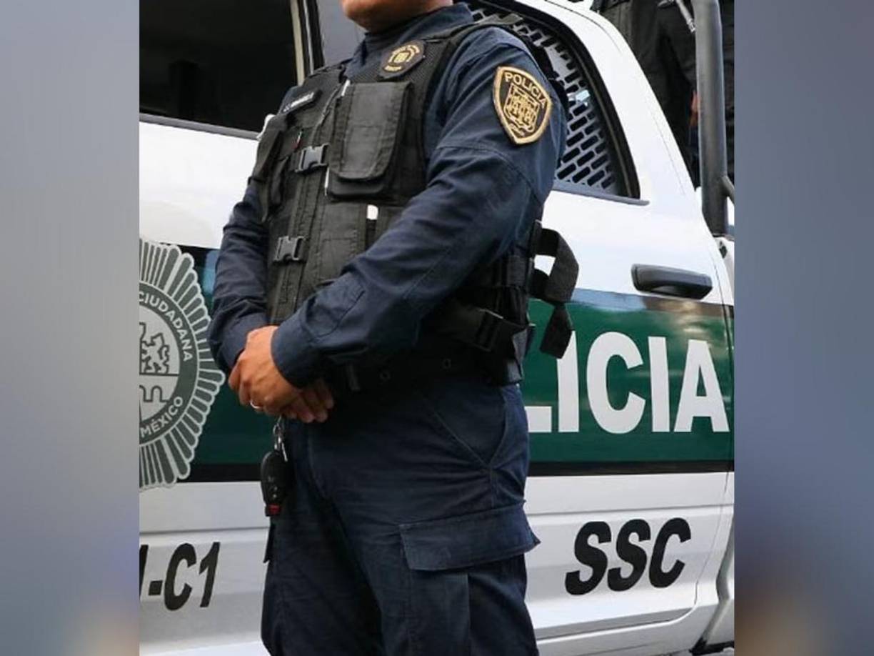 El hombre, identificado como Cristian Canales y fue detenido en el lugar. Los policías le informaron sus derechos y lo pusieron a disposición del Ministerio Público junto con el arma asegurada. 