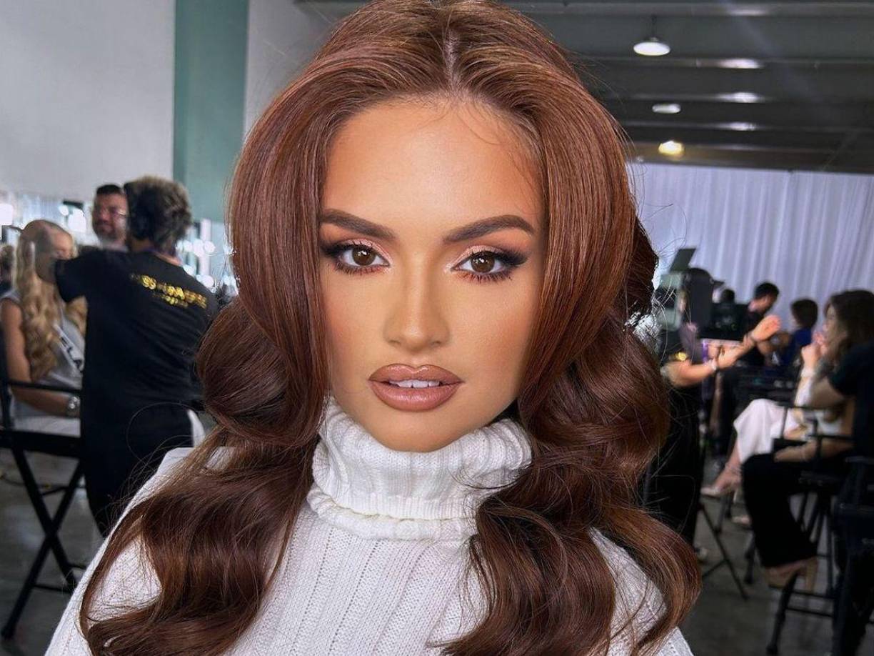 Y que decir de su rostro de impacto, mismo que en diversas ocasiones ha sido resaltado por las redes sociales de Miss Universo para promover su línea de maquillaje. 