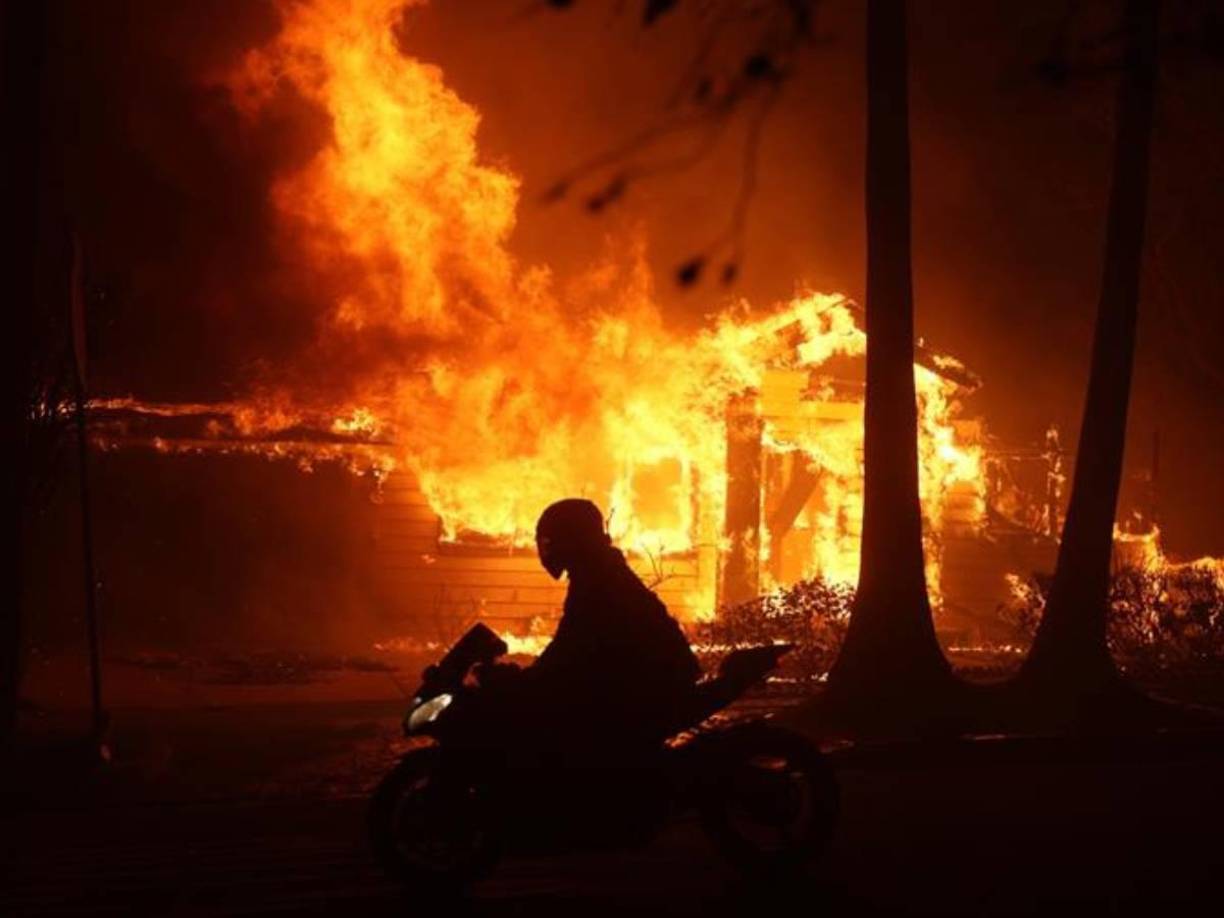 Futbolista perdió su mansión valorada en 6 millones de dólares en los terribles incendios que se han desatado en Los Ángeles, California.