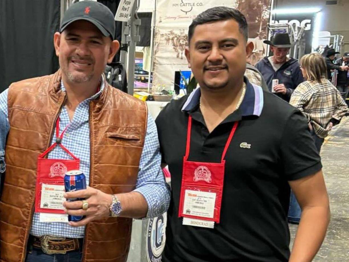 A casi cerca de una semana de haber reportado la desaparición de Elio Rolando Zelaya Enamorado, hijo de Napoléon Zelaya, empresario asesinado dentro de su negocio en San Pedro Sula, familiares lo siguen buscando desesperadamente.