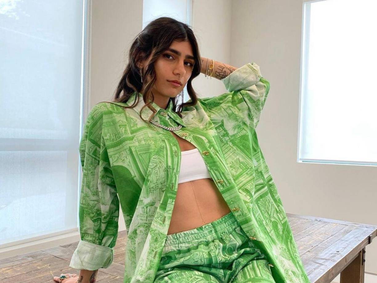 <b>Khalifa </b>se ha convertido en una de las celebridades que impone con su estilo, siendo sus<b> looks de playa</b>, como los <b>bikinis </b>o bañadores, con los que causa furor entre sus millones de seguidores, quienes le siguen demostrando su cariño y apoyo incondicional. 