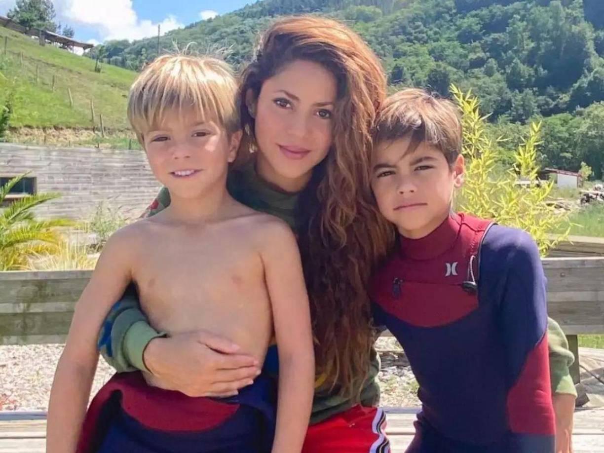 Siguiendo con lo que espera para sus hijos, señaló, “sueño con ver que mis hijos superarán todos los embates de la vida, que el dolor al que injustamente se han enfrentado los haga solo más compasivos y empáticos, más fuertes y nobles, que puedan llegar a ser hombres libres pero de bien. Felices, pero cuidadosos con los otros”.