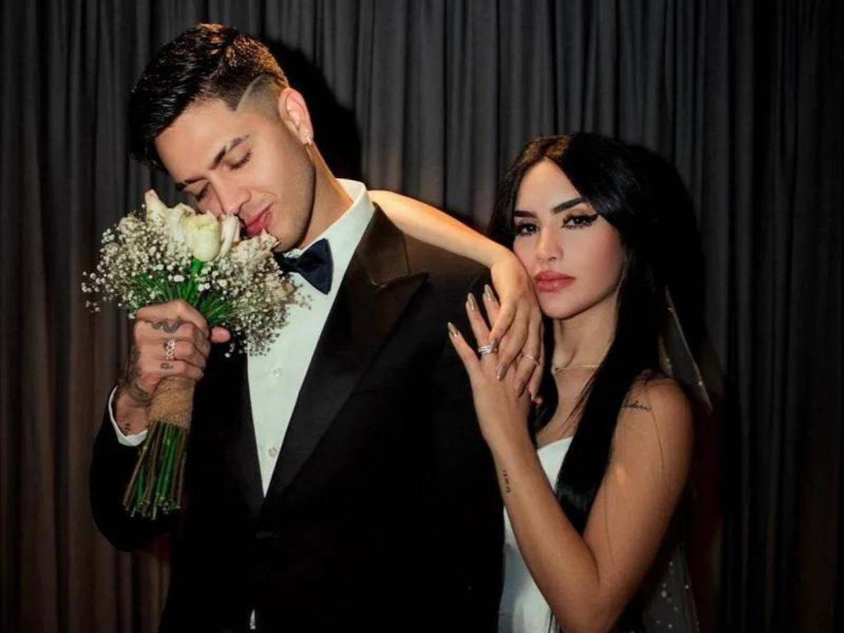 Cabe señalar que durante el último video, Loaiza explicó que la idea de fingir la infidelidad fue de Juan de Dios Pantoja, además de que se mostró muy vulnerable e incluso lloró en varias ocasiones frente a la cámara.