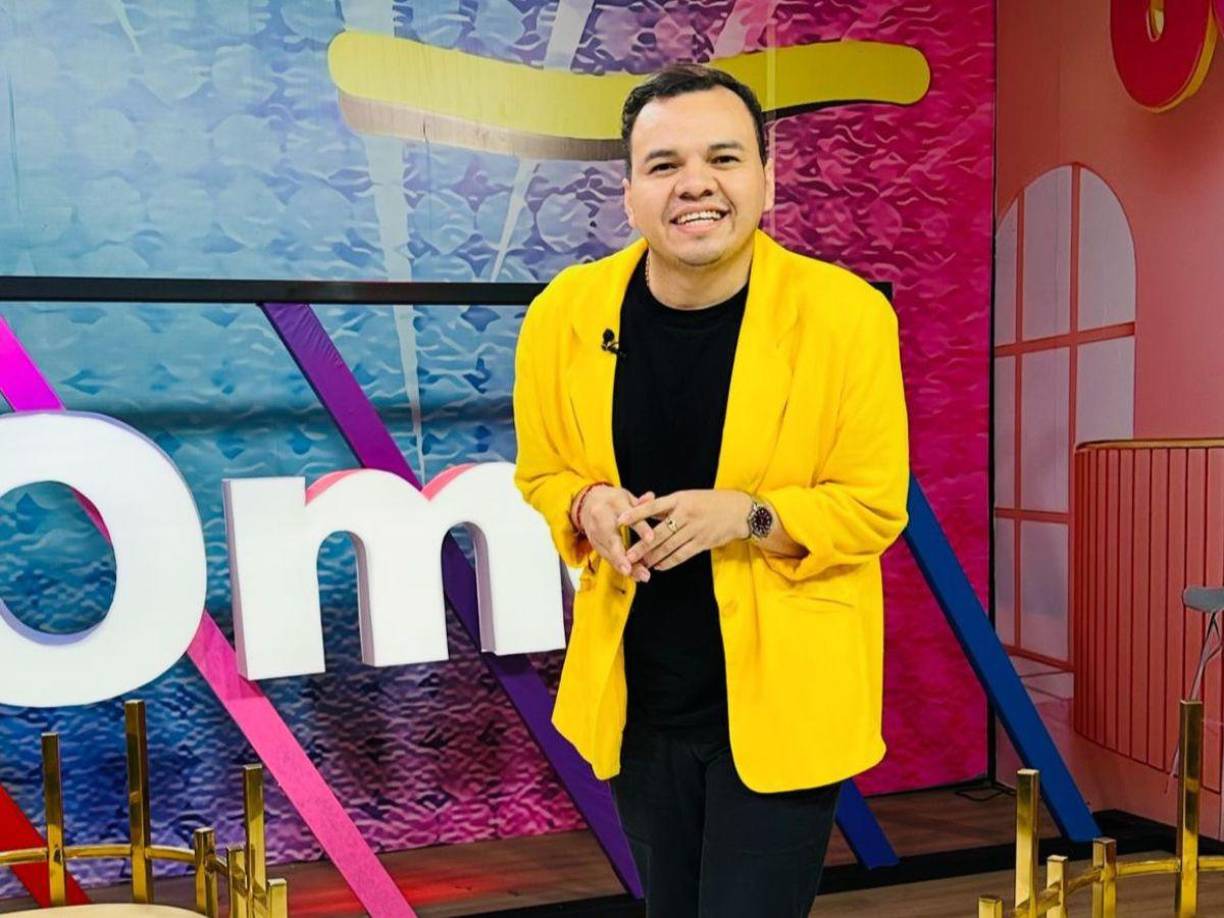 Fue el presentador Jaime Portillo quien dijo: “Pusieron el video equivocado es que yo pensé que era Wendy Guevara”. De inmediato sus compañeros aseguraron que Cesia “se ve linda”. 