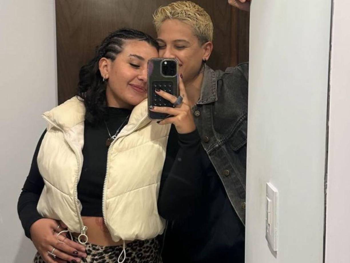 Romina Marcos compartió a través de sus historias de Instagram una fotografía junto a Laura Salazar, una médica y activista que también se dedica a crear contenido para redes sociales.