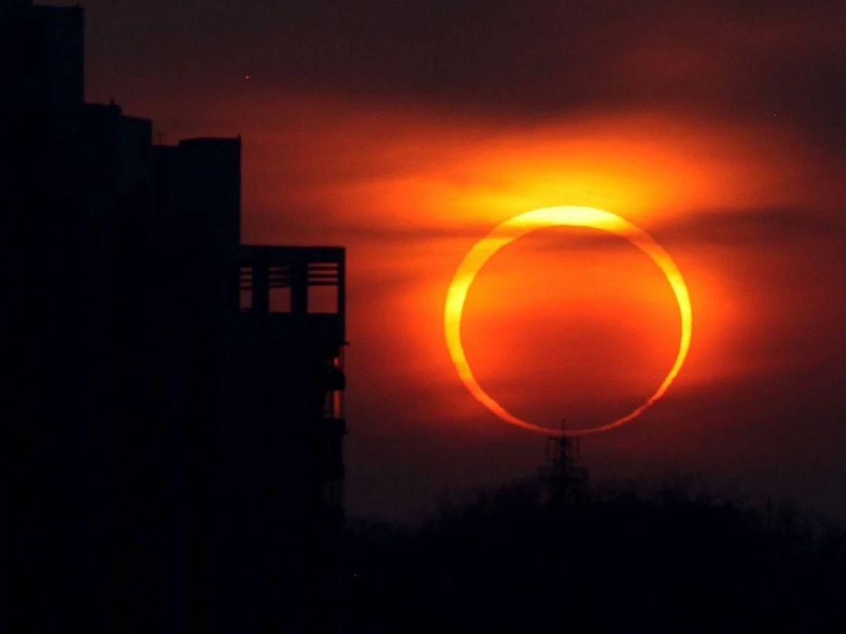 Un eclipse solar total está próximo a ocurrir este 8 de abril y que oscurecerá varias regiones del mundo, expertos comparten el verdadero tiempo que se oscuerecerá por este eclipse solar.