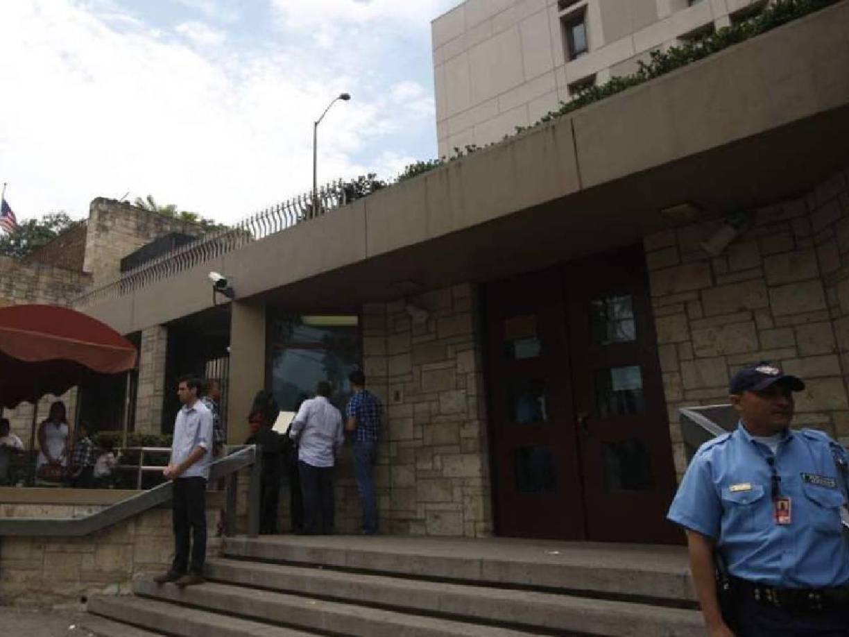 <b>6.</b> Padecer de enfermedades como sífilis, gonorrea,tuberculosis tipo A y lepra puede ocasionar que te nieguen la visa.De igual manera, no estar vacunado contra algunas enfermedades como Sarampión, Polio etc. 