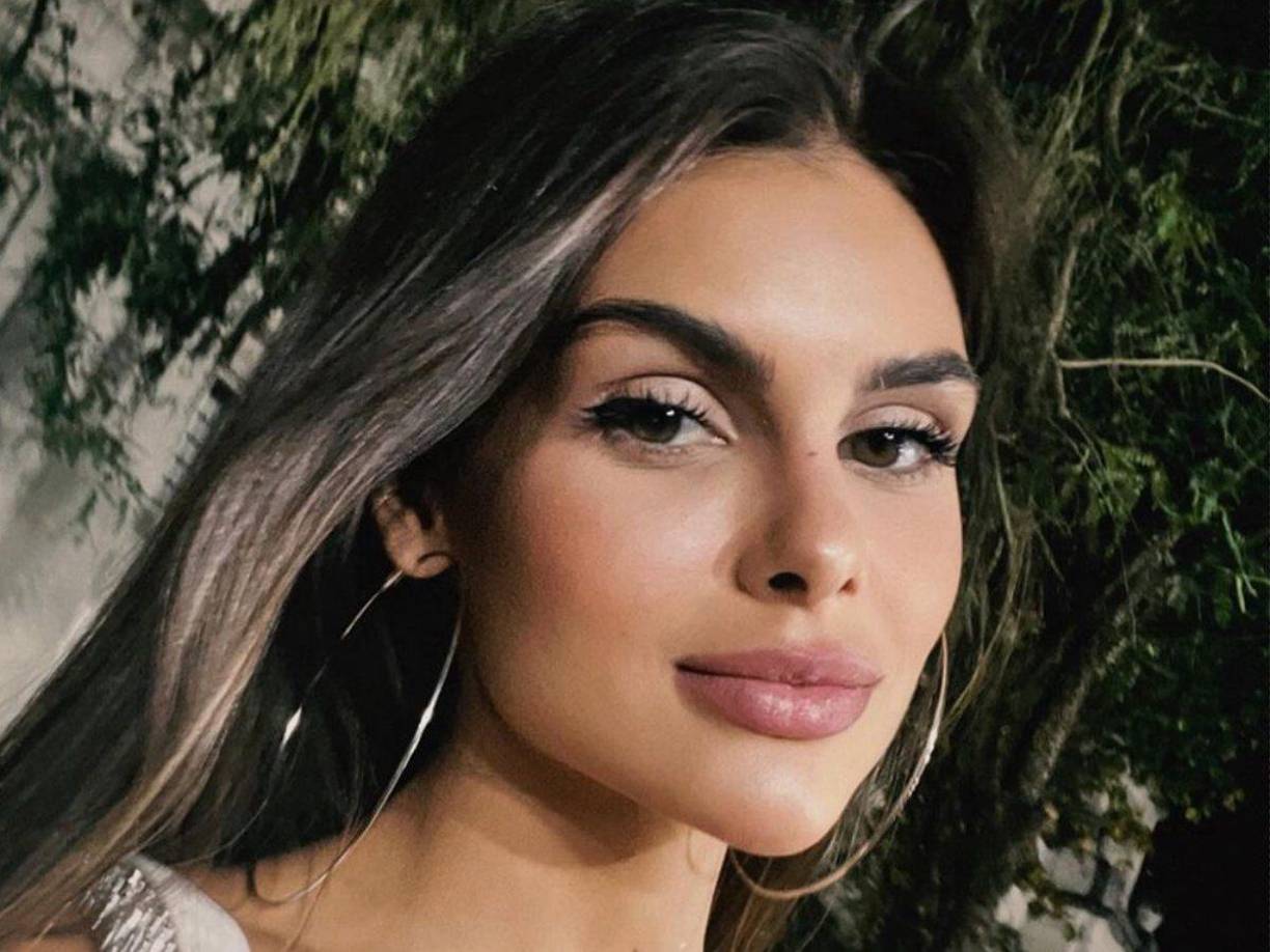 Hermosa influencer se ha convertido en madre y se conoció que el padre de su bebé es un famoso jugador. 