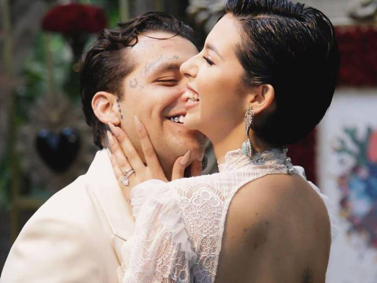 La supuesta pelea entre Ángela Aguilar y la amante de Christian Nodal se está saliendo de control. Ahora, la usuaria que afirma tener pruebas de que el cantante mexicano es su novio filtró nuevos audios en donde discute con la hija de Pepe Aguilar. 