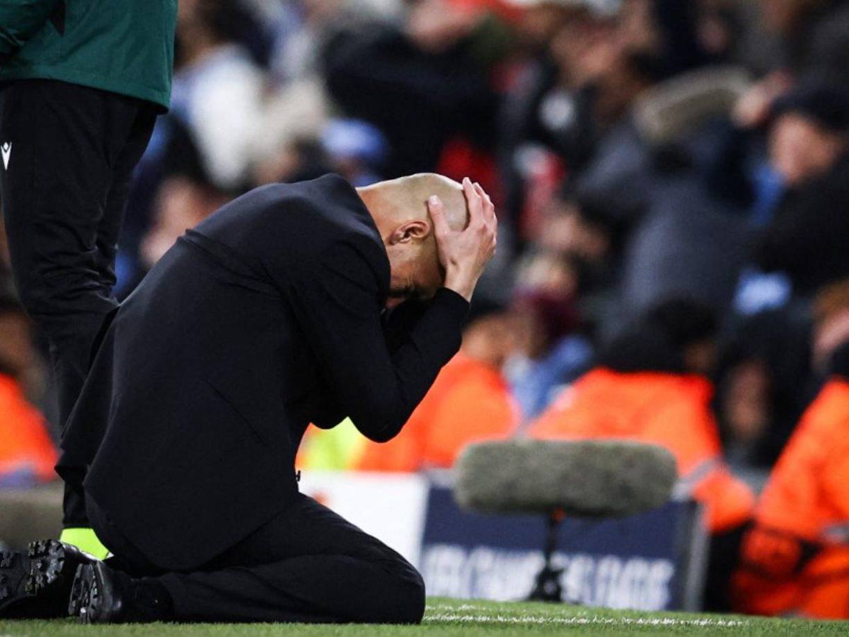 Pep Guardiola fue uno de los que más sufrió con la eliminación del Manchester City a manos del Real Madrid en la Champions League.